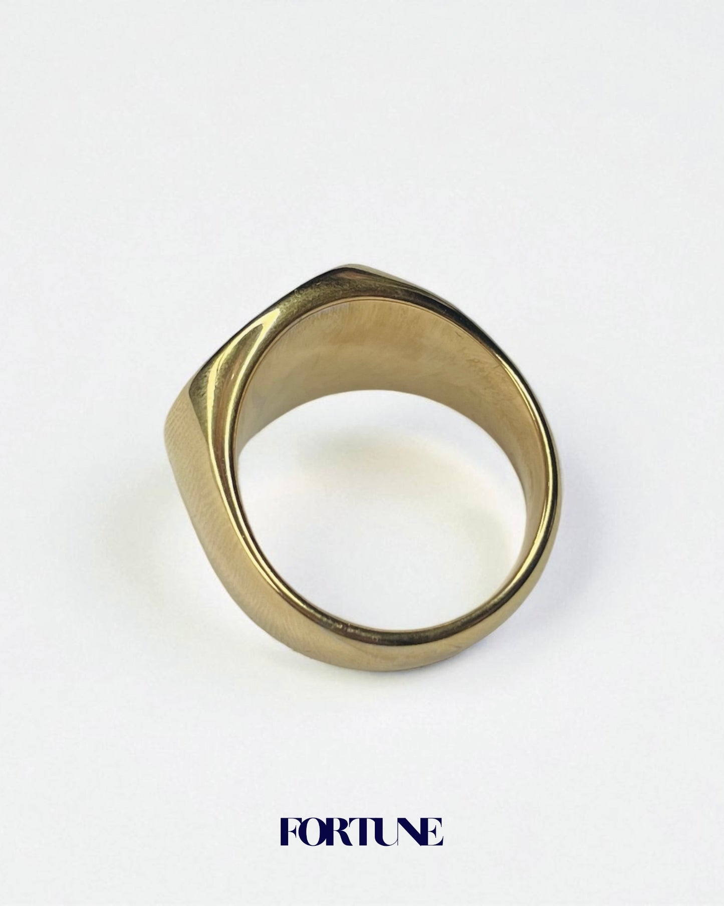 Anillo Macizo Logo "The World Is Yours" Enchapado