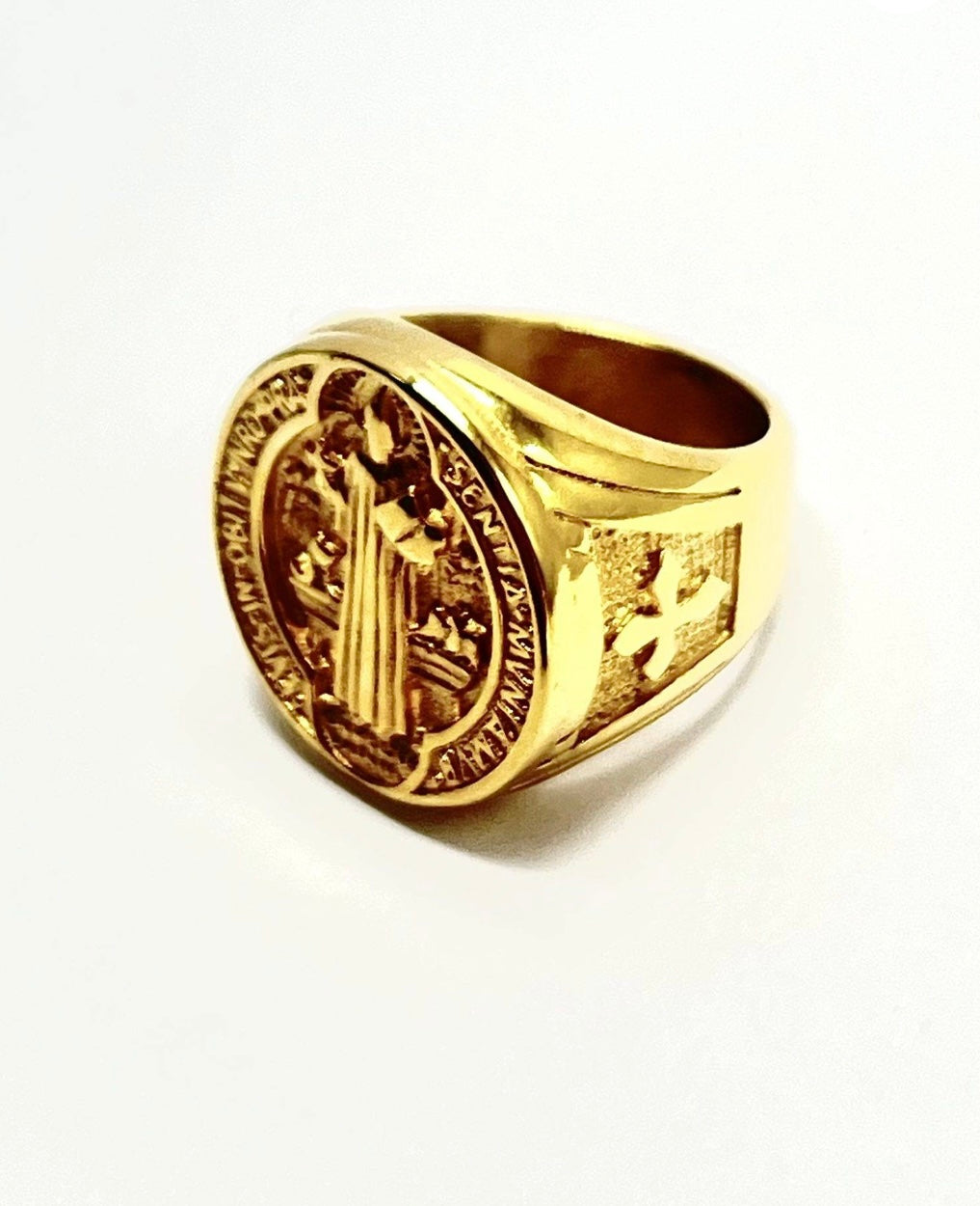Anillo San benito