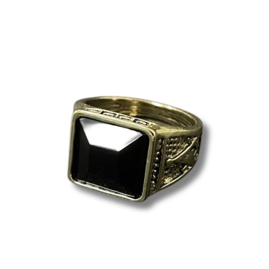 Anillo Con Piedra Enchapado En Oro