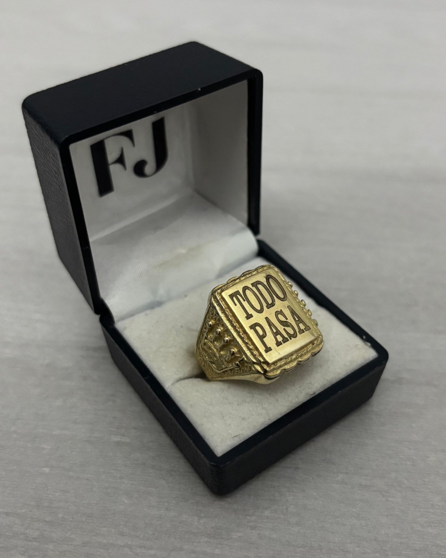 Anillo Sello "TODO PASA"