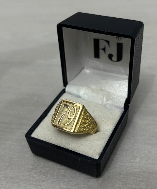 Anillo Sello “79”