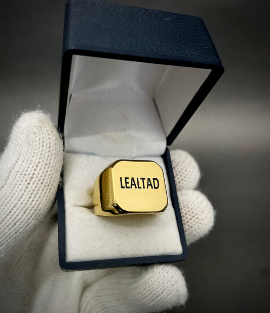 Anillo Cuadrado Macizo “Lealtad” O personalizable