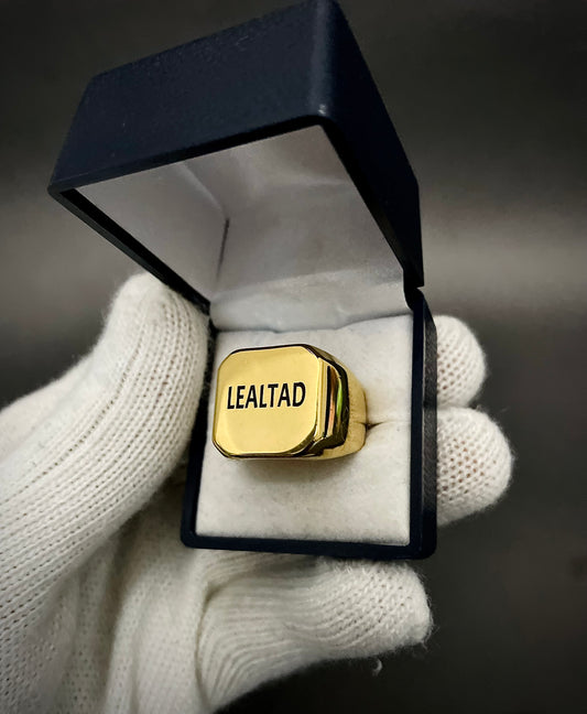 Anillo Cuadrado Macizo “Lealtad” O personalizable